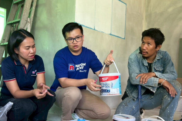 Read more about the article โครงการดอนแก้ว วิลเลจ  ร่วมกับสี Nippon Paint จัดอบรมเสริมทักษะงานทาสีบ้านให้กับทีมช่างสี